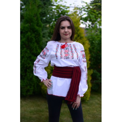 Embroidered blouse "Rose Variation"